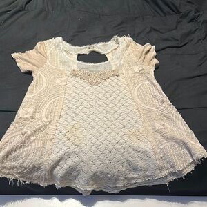 Gimmicks by BKE Cream Lace Blouse
